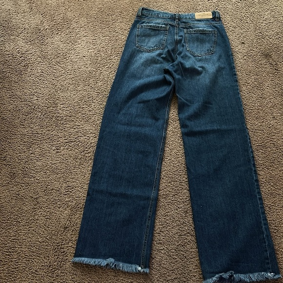 Studio F Women's Blue Jeans - Picture 2 of 8